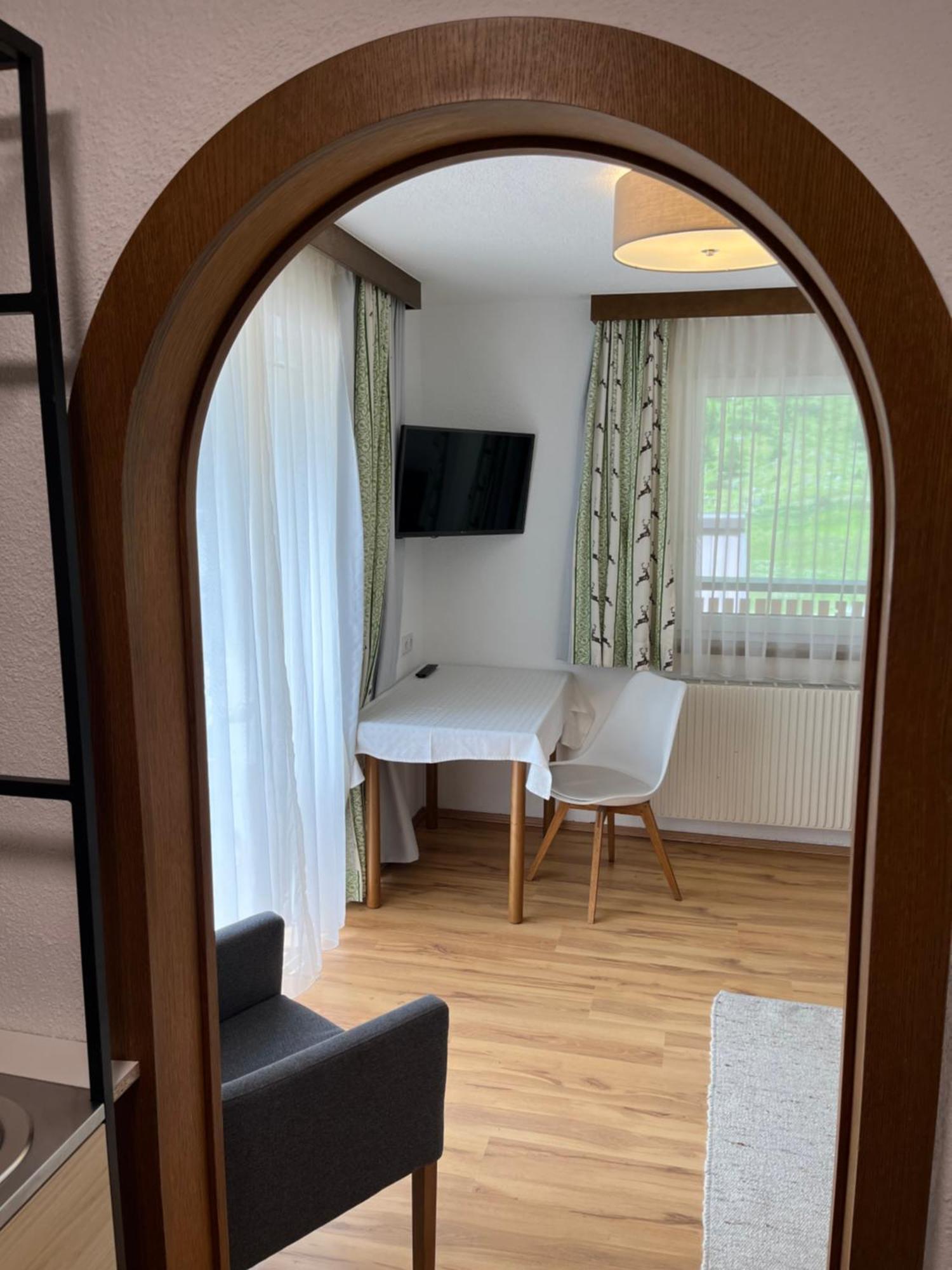 Pension Anna Sankt Leonhard im Pitztal Extérieur photo